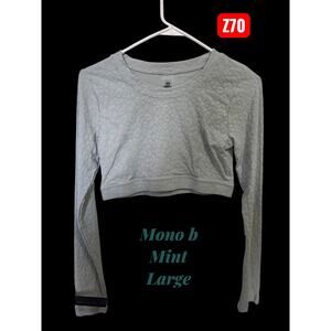 Z70 * Mono b Crop top cut out long sleeve Shirt
Mint
Large